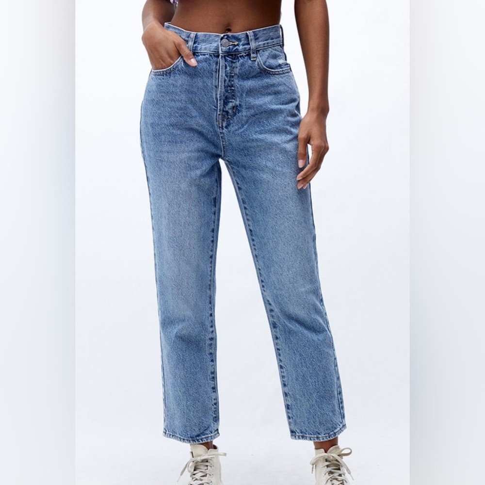 Pacsun Blue High Rise Straight Jean size 25